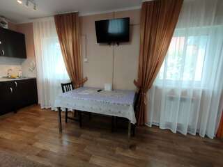 Апартаменты Студии на Гражданской Владимир Люкс с балконом-7