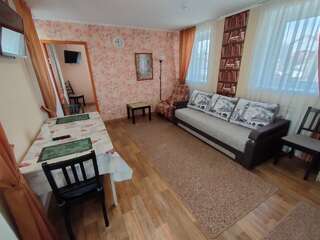 Апартаменты Студии на Гражданской Владимир Семейный номер с видом на сад-4